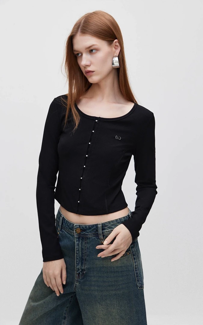 8号链接 品牌折扣女装孤品清货上衣裙子