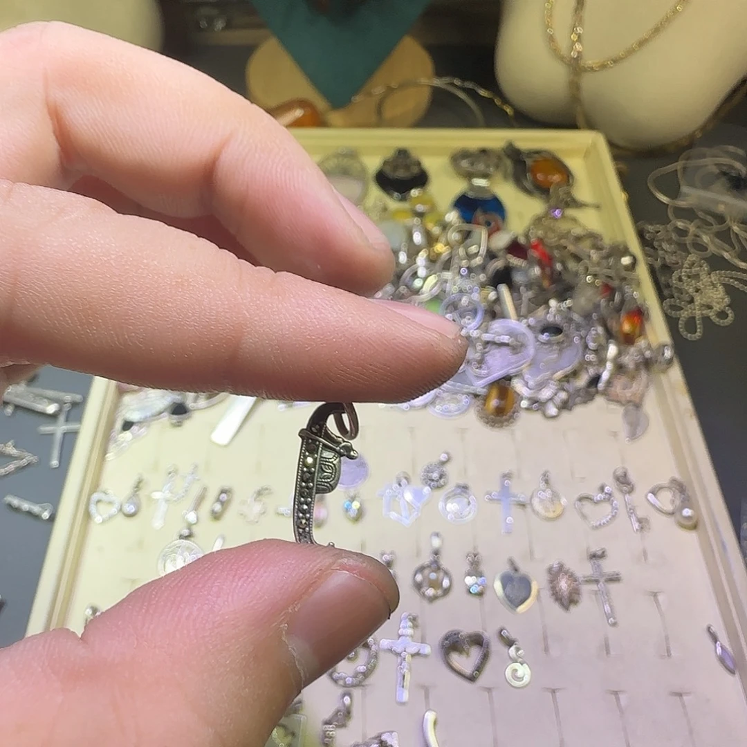 W***G1碧玺（处理）吊坠等各种类型