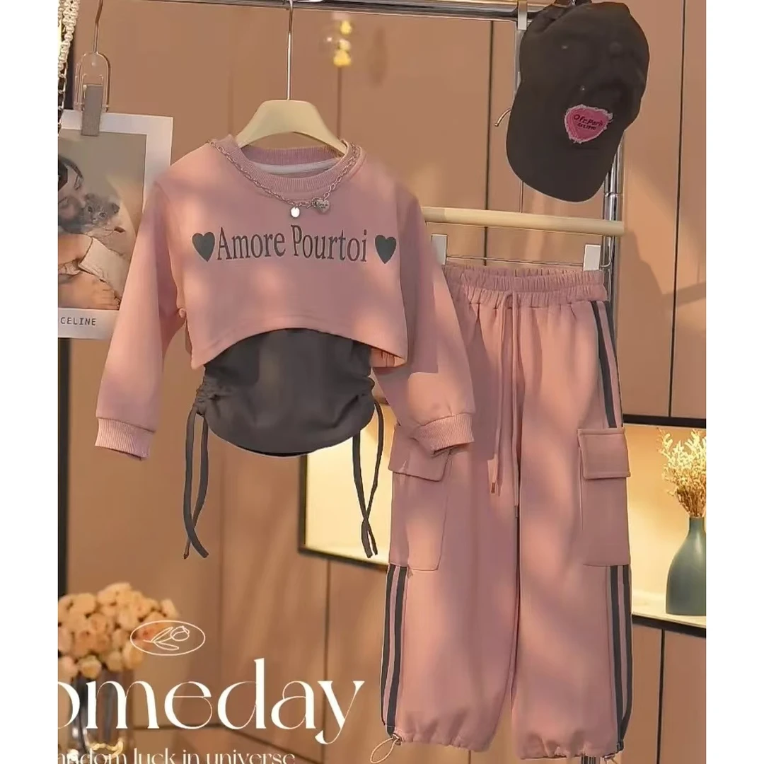 新款爱心字母运动风三件套8315