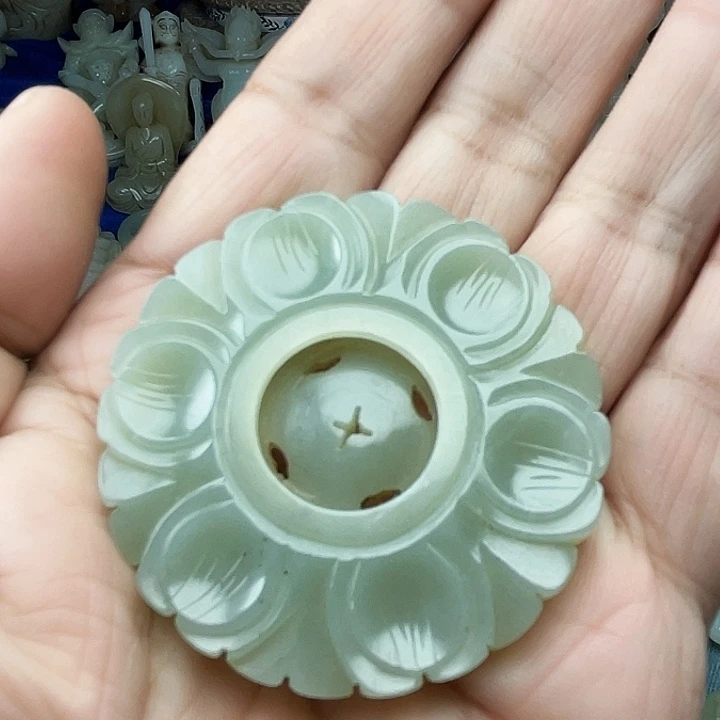 和田玉（青白玉）未镶嵌颈饰