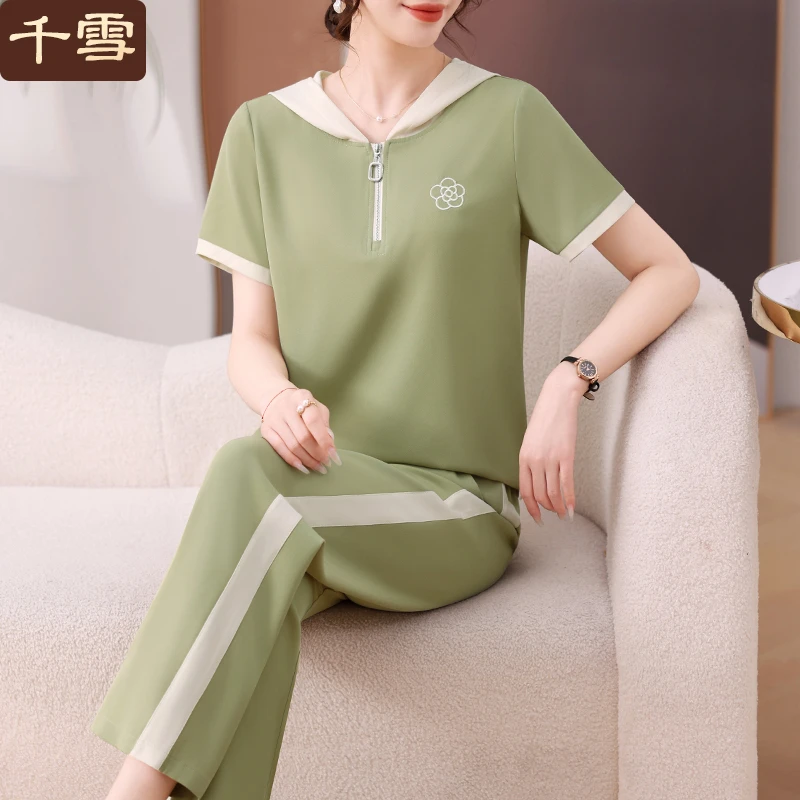中年妈妈夏装运动服套装时尚中老年女夏季洋气连帽短袖T恤两件套
