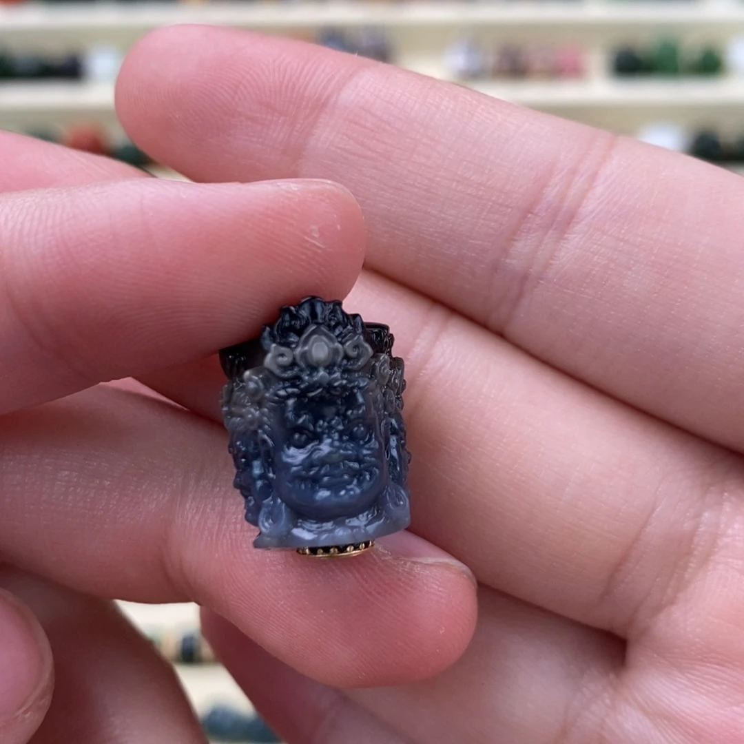 玛瑙/玉髓18K金镶嵌颈饰