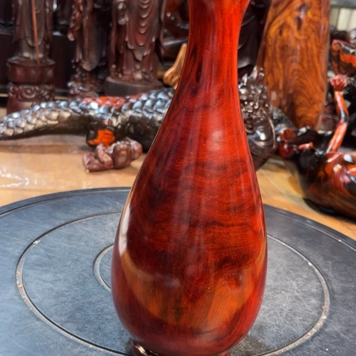 交趾黄檀（大红酸枝）花瓶摆件