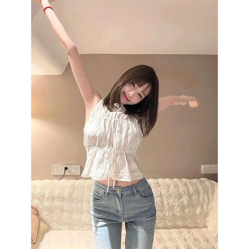 韩系气质休闲百搭时尚设计感无袖上衣高腰显瘦宽松直筒蓝色牛仔裤