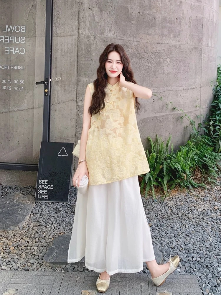 新中式穿搭黄色蕾丝刺绣无袖上衣吊带休闲薄阔腿裤三件套女夏新款