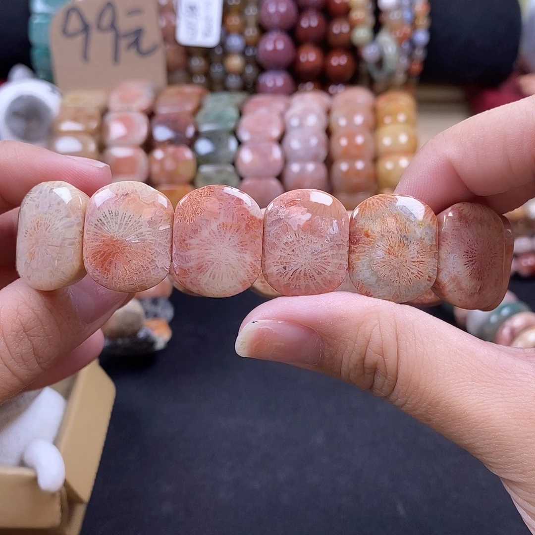 硅化珊瑚（珊瑚玉）未镶嵌手牌彩大花 2