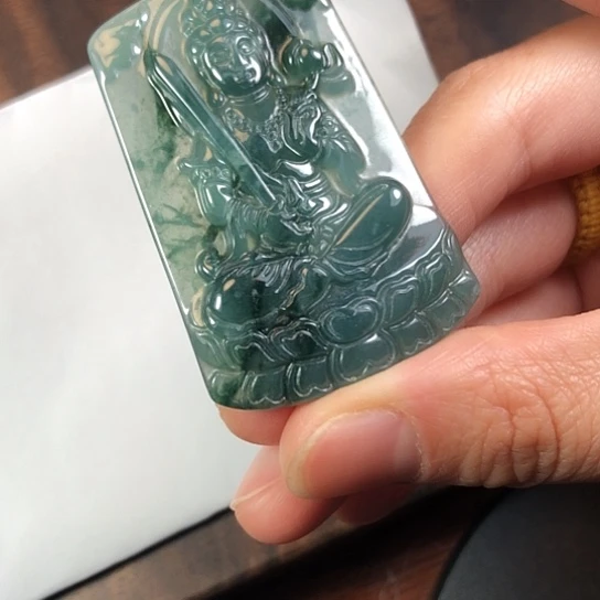 翡翠未镶嵌颈饰缅甸A货，每天下午1点半开播