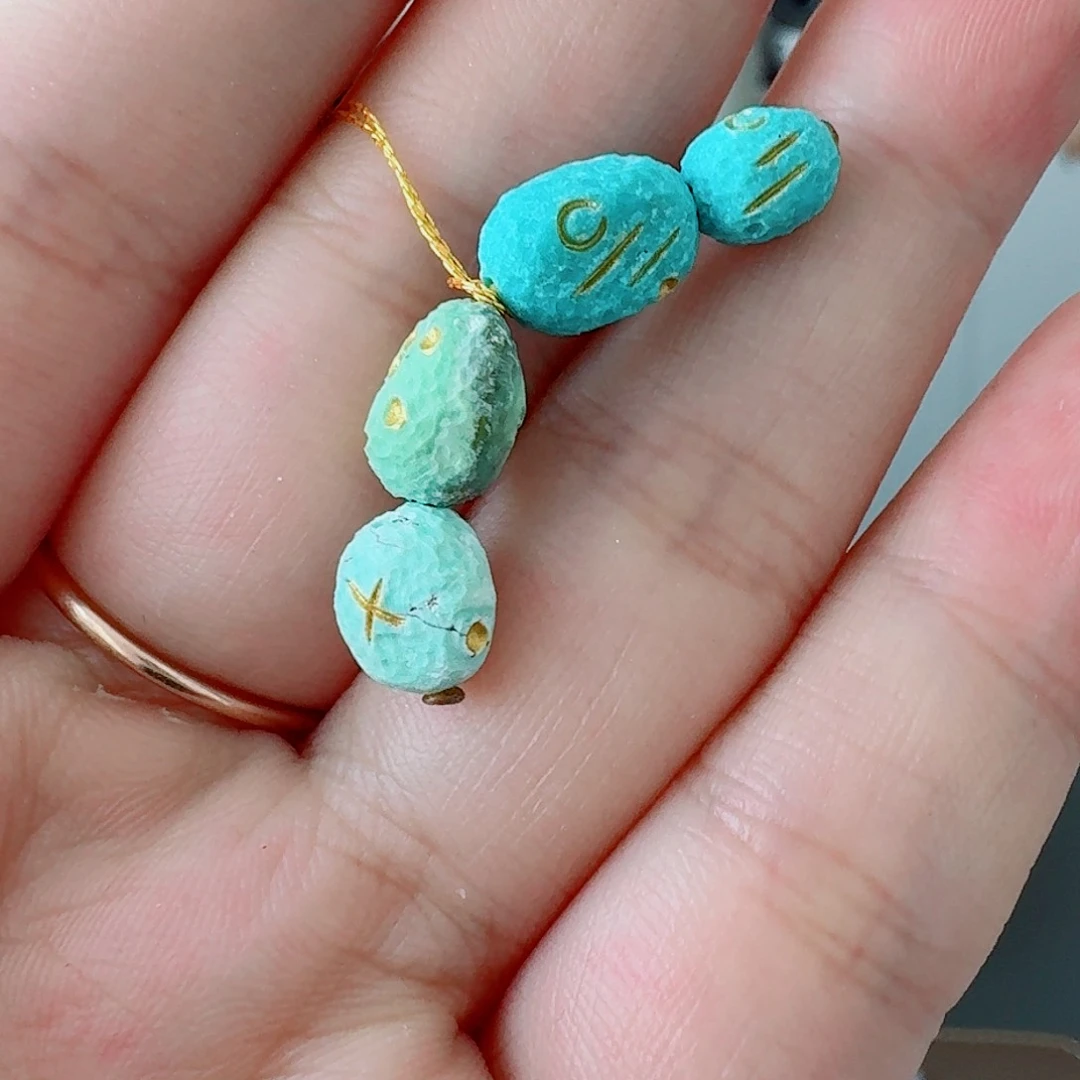 未镶嵌绿松石珠宝奇石