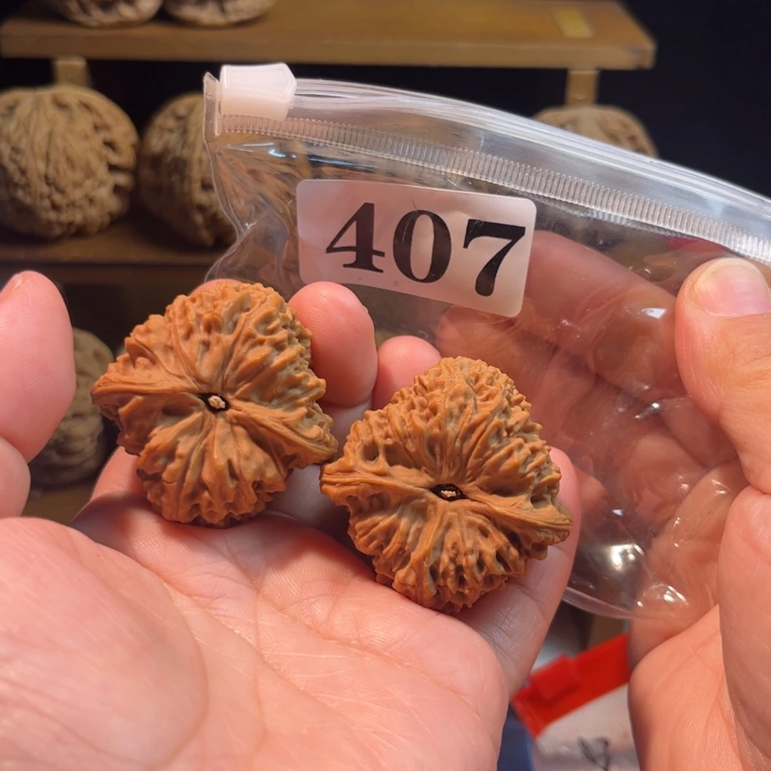 吊坠文玩核桃南疆39