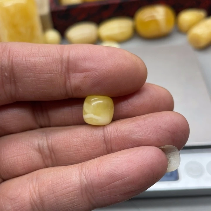 琥珀裸石未镶嵌蜜蜡老型