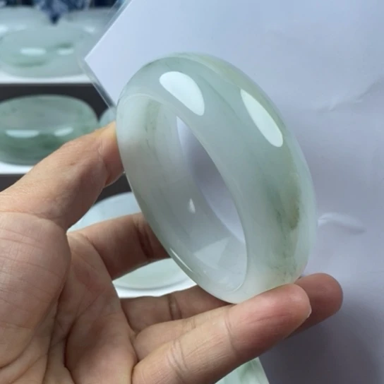 石英质玉（金丝玉）未镶嵌手镯