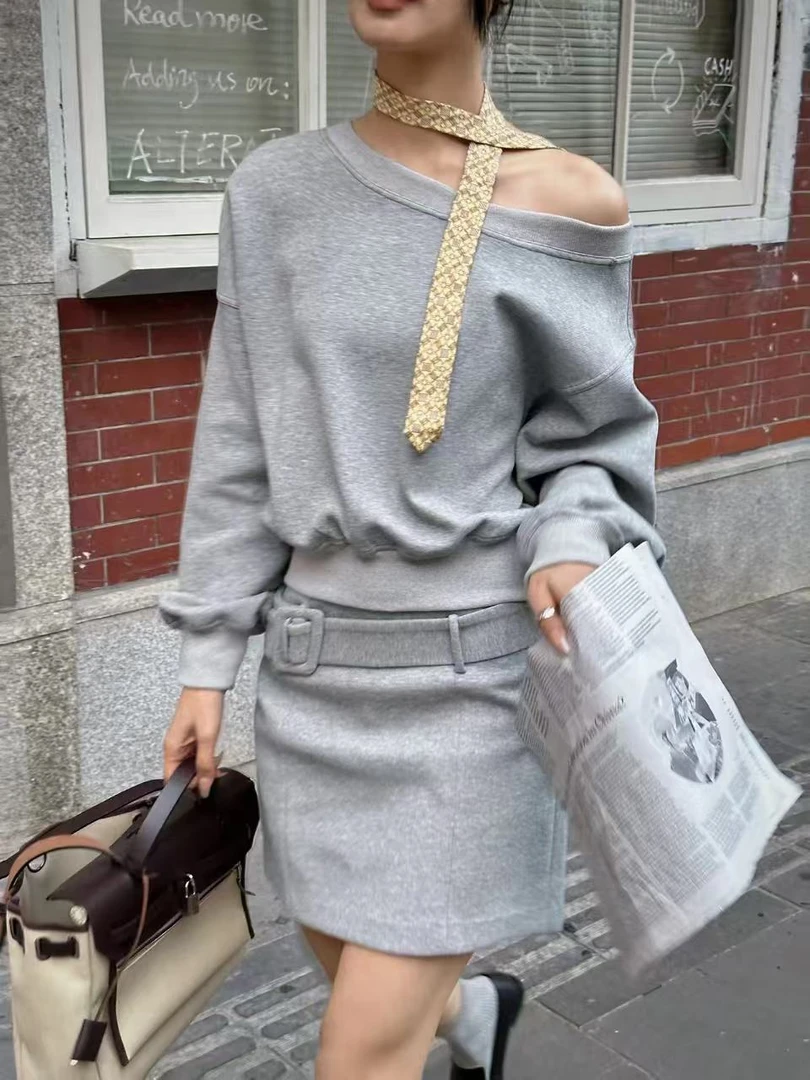 福 喜糖 6145# 简约净版斜肩上衣＋简约A字半身裙套装