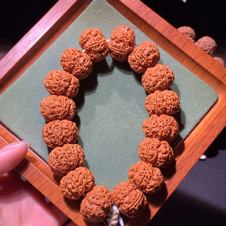 金刚菩提手串23+六瓣梅花