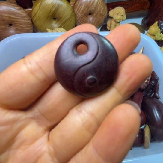 C***头印度小叶紫檀檀香紫檀