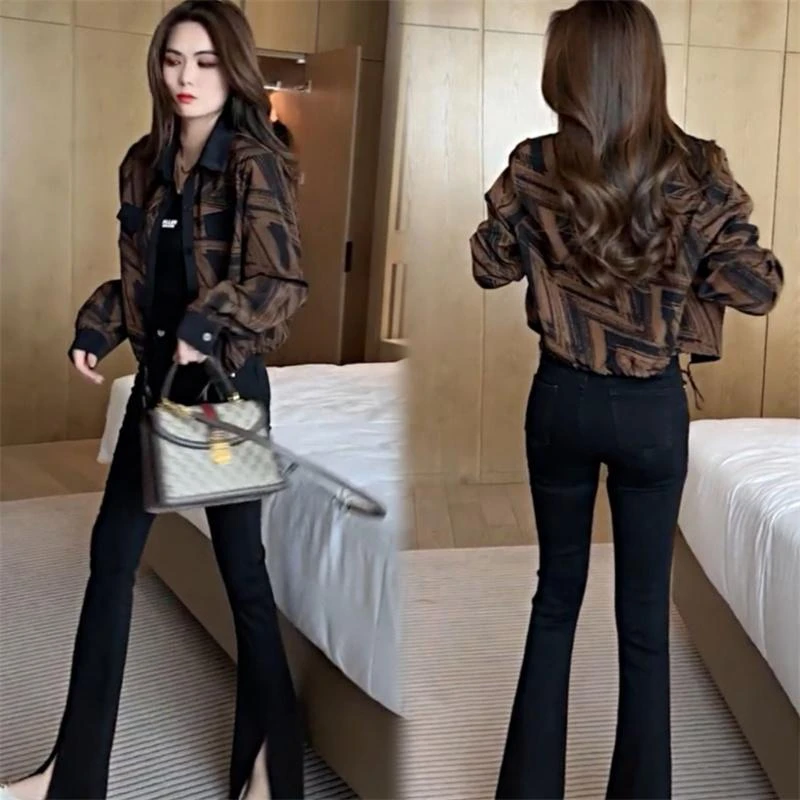 春秋洋气印花翻领短外套女时尚减龄显瘦百搭气质夹克开衫长袖衬衫