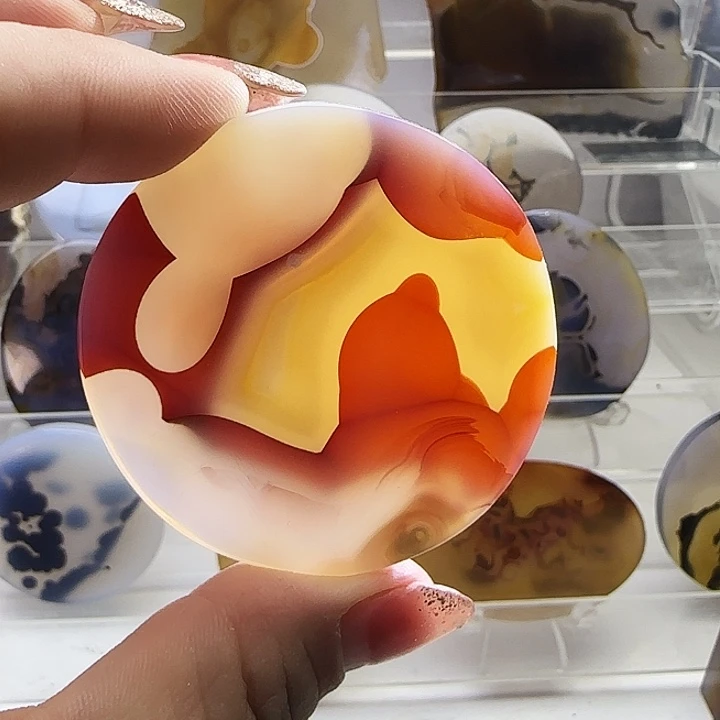 玛瑙/玉髓未镶嵌珠宝奇石