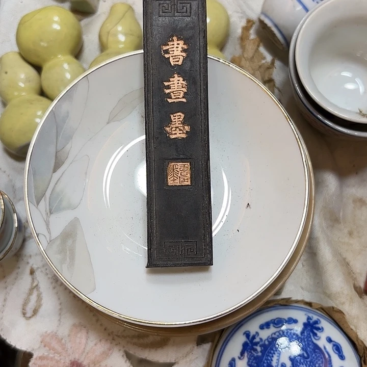 根***原其他陶瓷摆件不固定一件