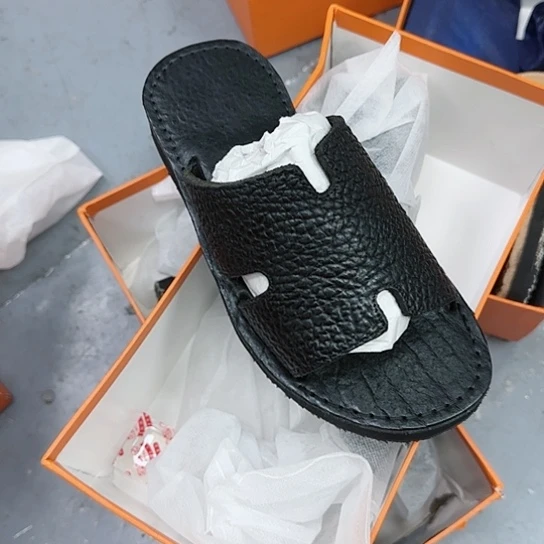 【闪购商品】马皮（革）毛**。37