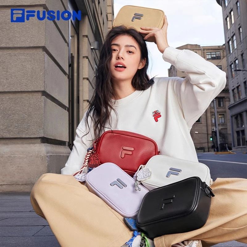 FUSION斐乐情侣相机包2025春季新款新年款斜挎包单肩包T13U513123
