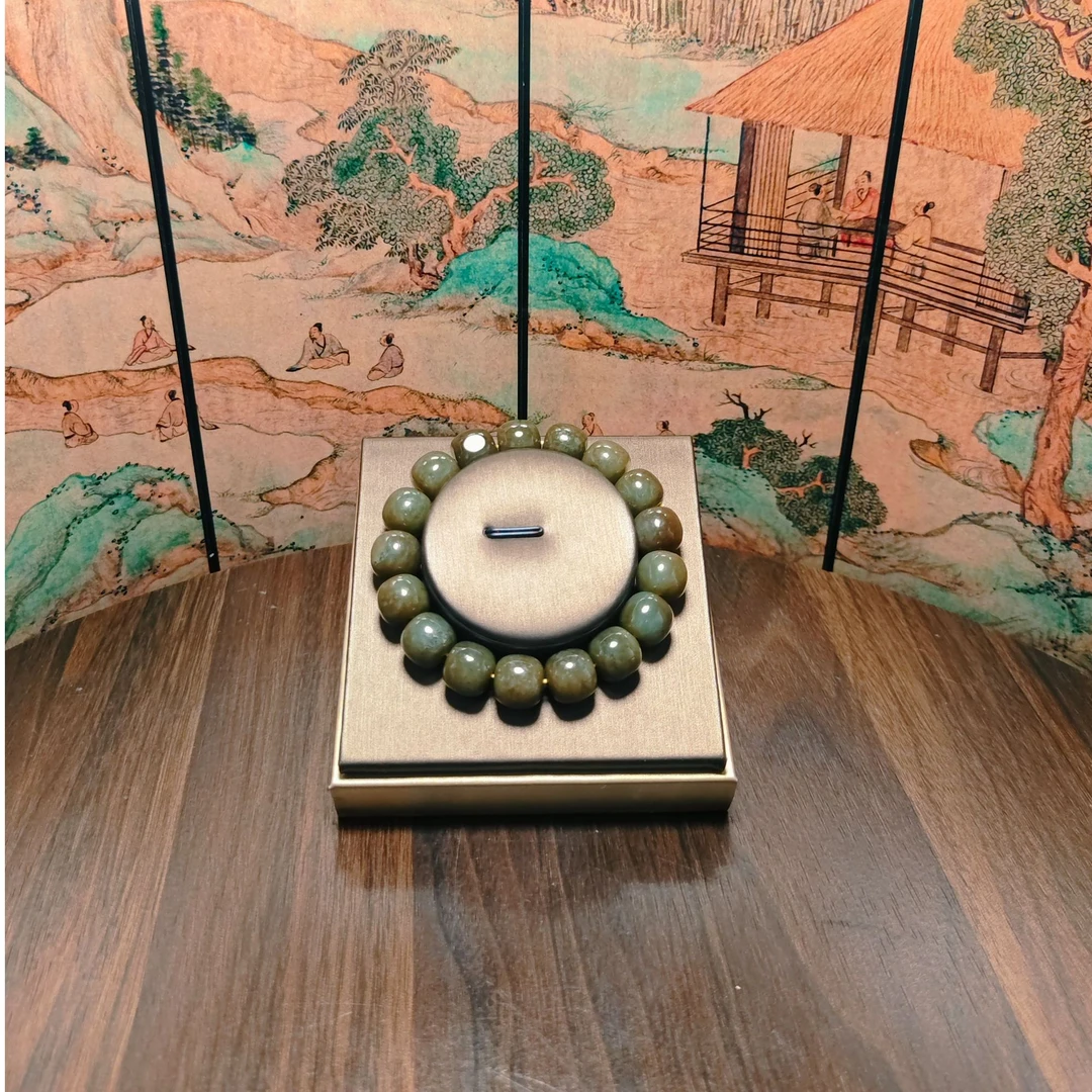 R和田玉且末糖桶珠手串(卡12)0852