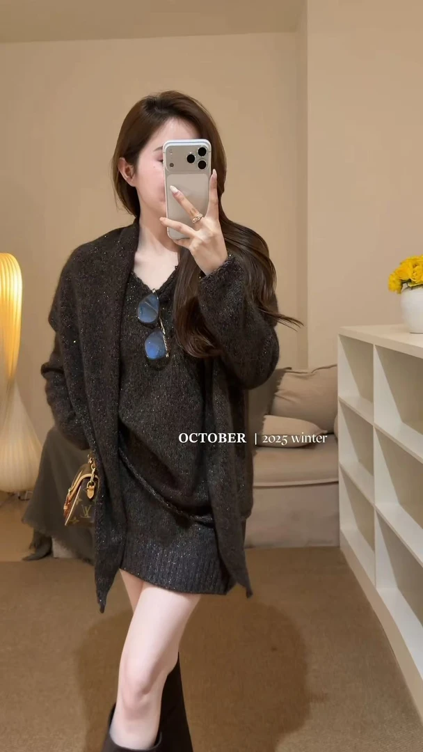2025秋冬新款韩系温柔风中长款翻领毛呢外套女针织短裙气质两件套