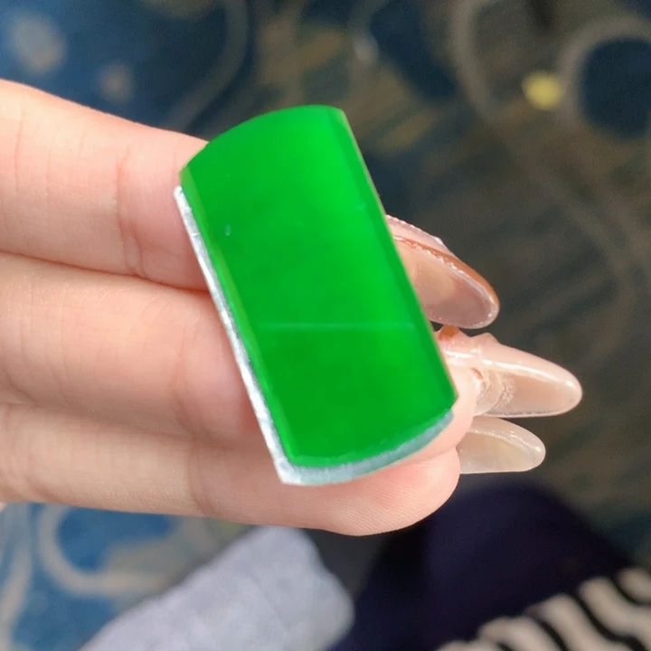 翡翠裸石27.54/13.77/2.5