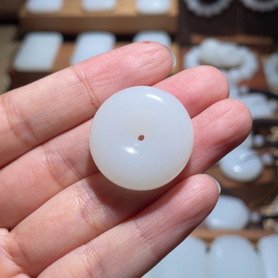 未镶嵌手链和田玉卡26.5