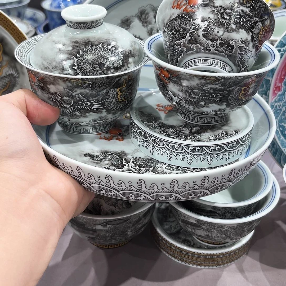 瓷片景德镇陶瓷艺术研究院副