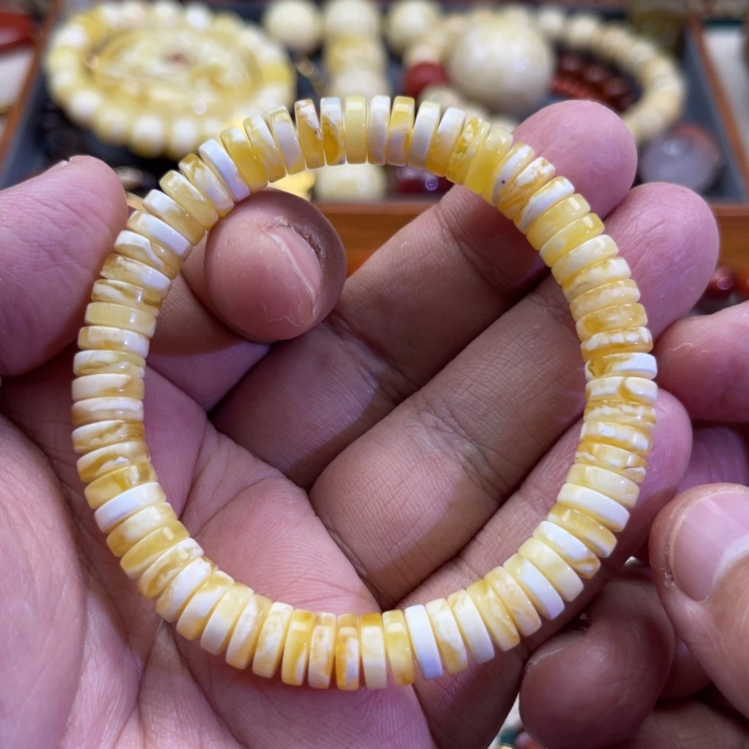 琥珀未镶嵌珠宝奇石20