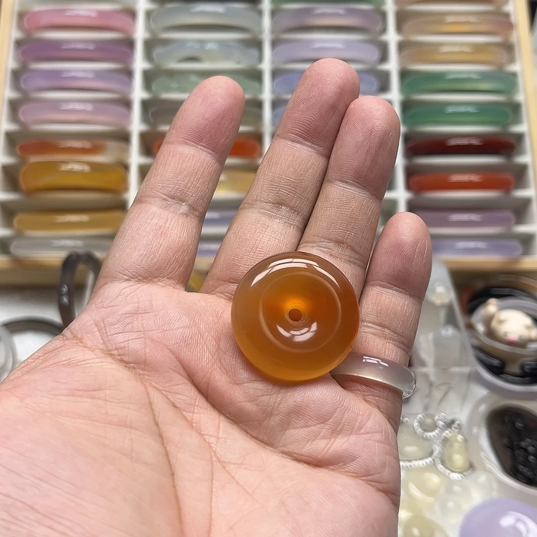 玛瑙/玉髓未镶嵌手镯