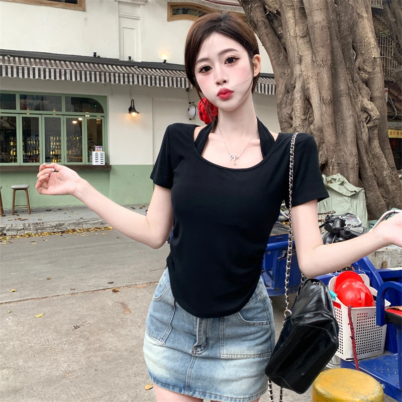 大码纯欲风假两件短袖T恤女2025年初春新款挂脖胖妹妹短款上衣