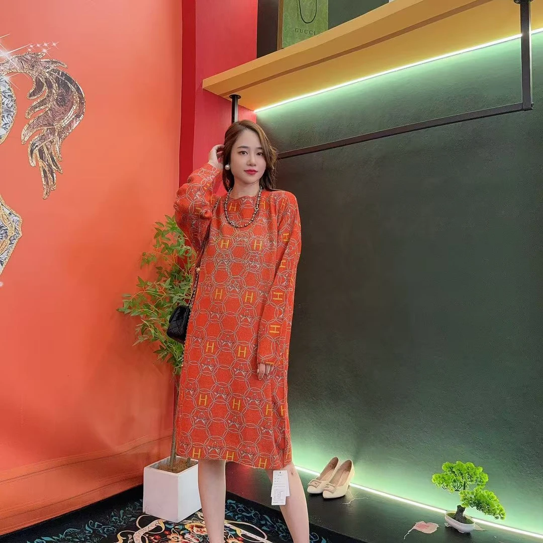 304多金大码气质减龄长款A字裙子春秋季设计长袖连衣裙女