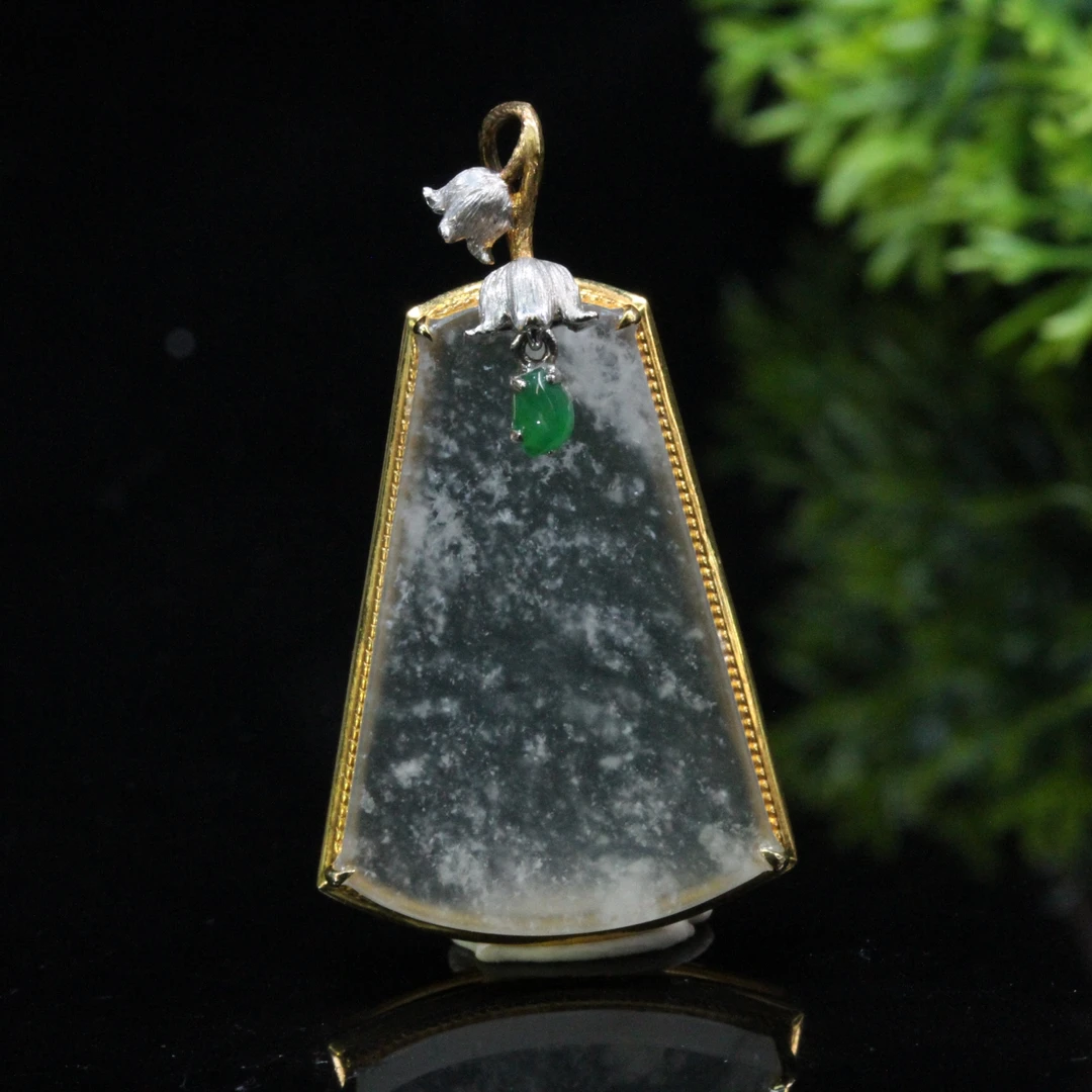 天然缅甸翡翠A货18K黄金镶无事纳福无事牌吊坠/1227022/拍卖