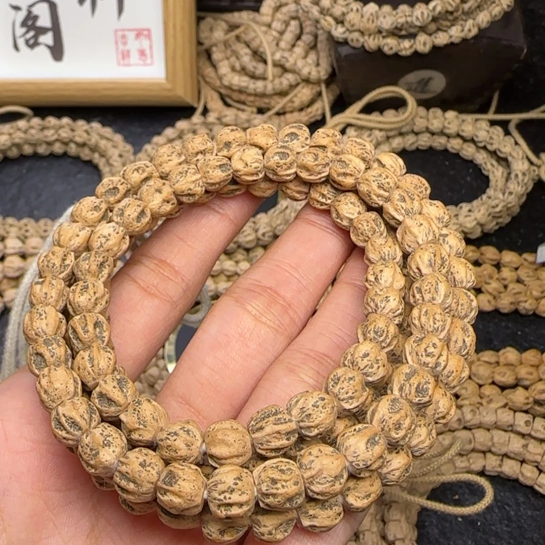 柏香籽/百香籽吊坠然*?