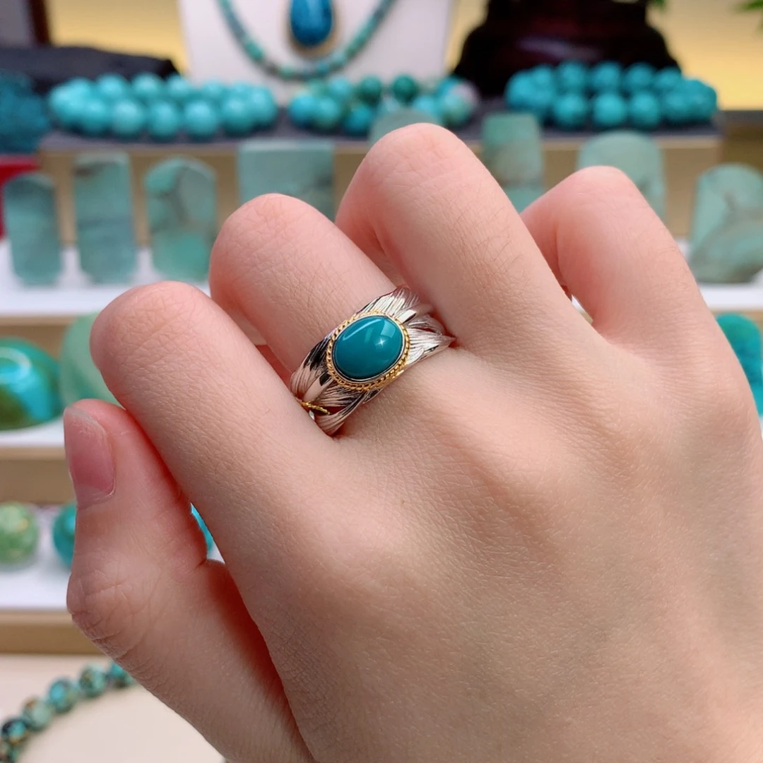 未镶嵌绿松石颈饰