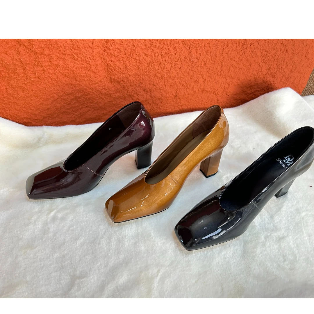 DM/方头粗跟7厘米潮流时尚百搭一脚蹬真皮浅口单鞋女简约经典气质