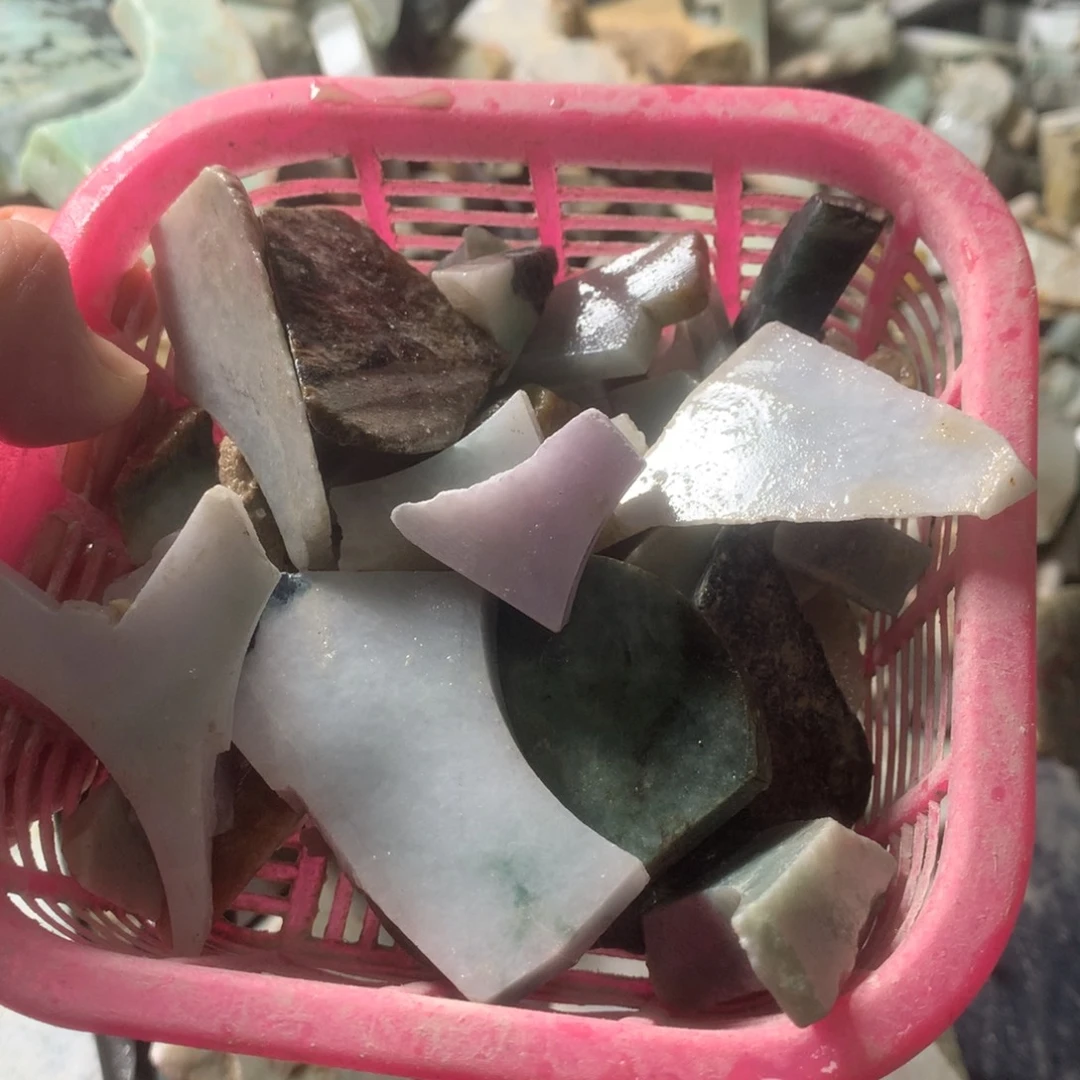 翡翠颈饰未镶嵌缅甸翡翠