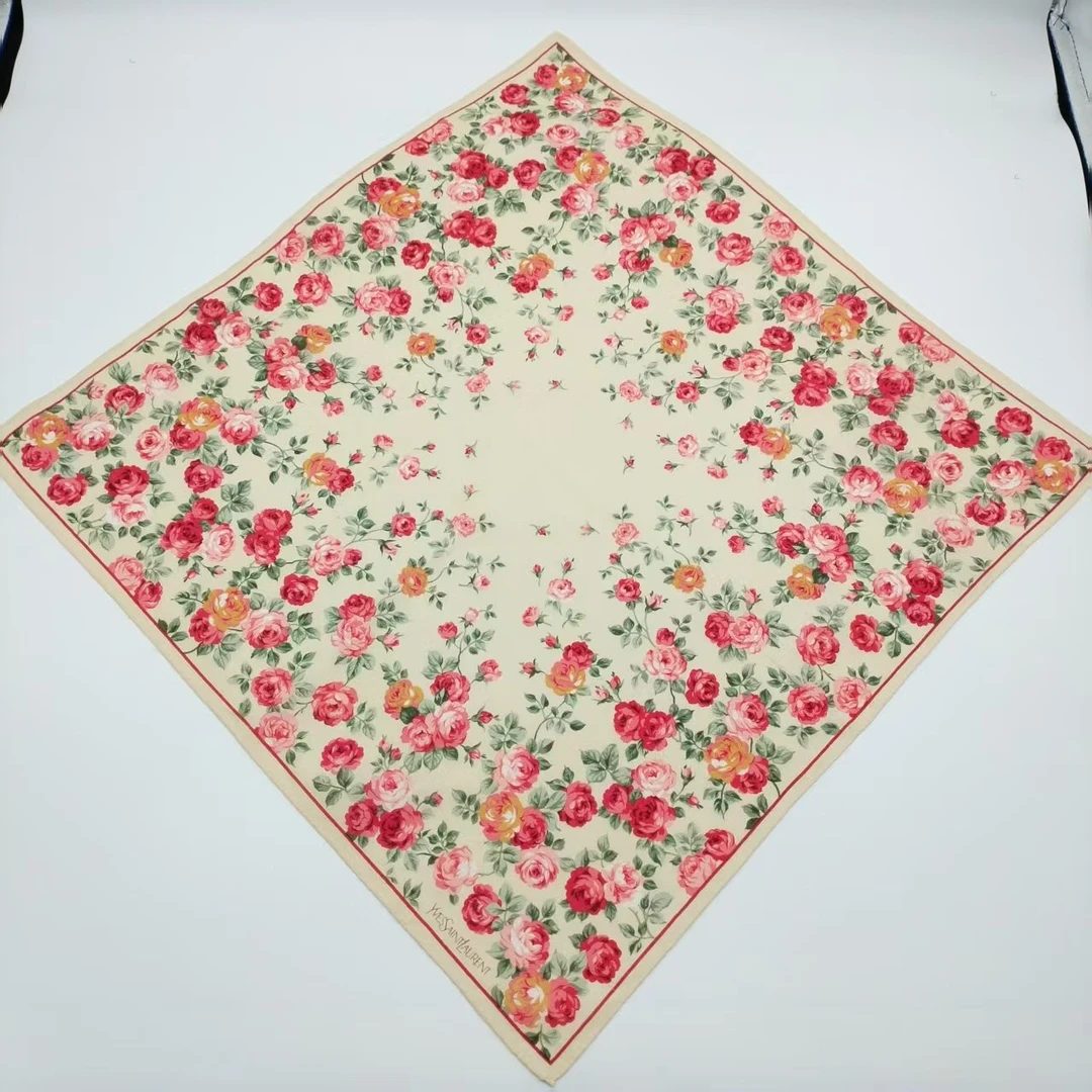 95新 YSL/圣罗兰 海囤/圣罗兰/丝巾/yy12842