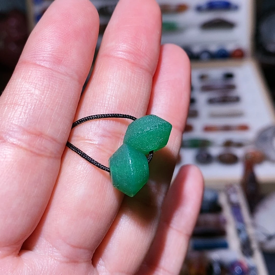 玛瑙吊坠未镶嵌….