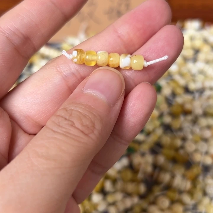 蜜蜡未镶嵌裸石5.2mm一组