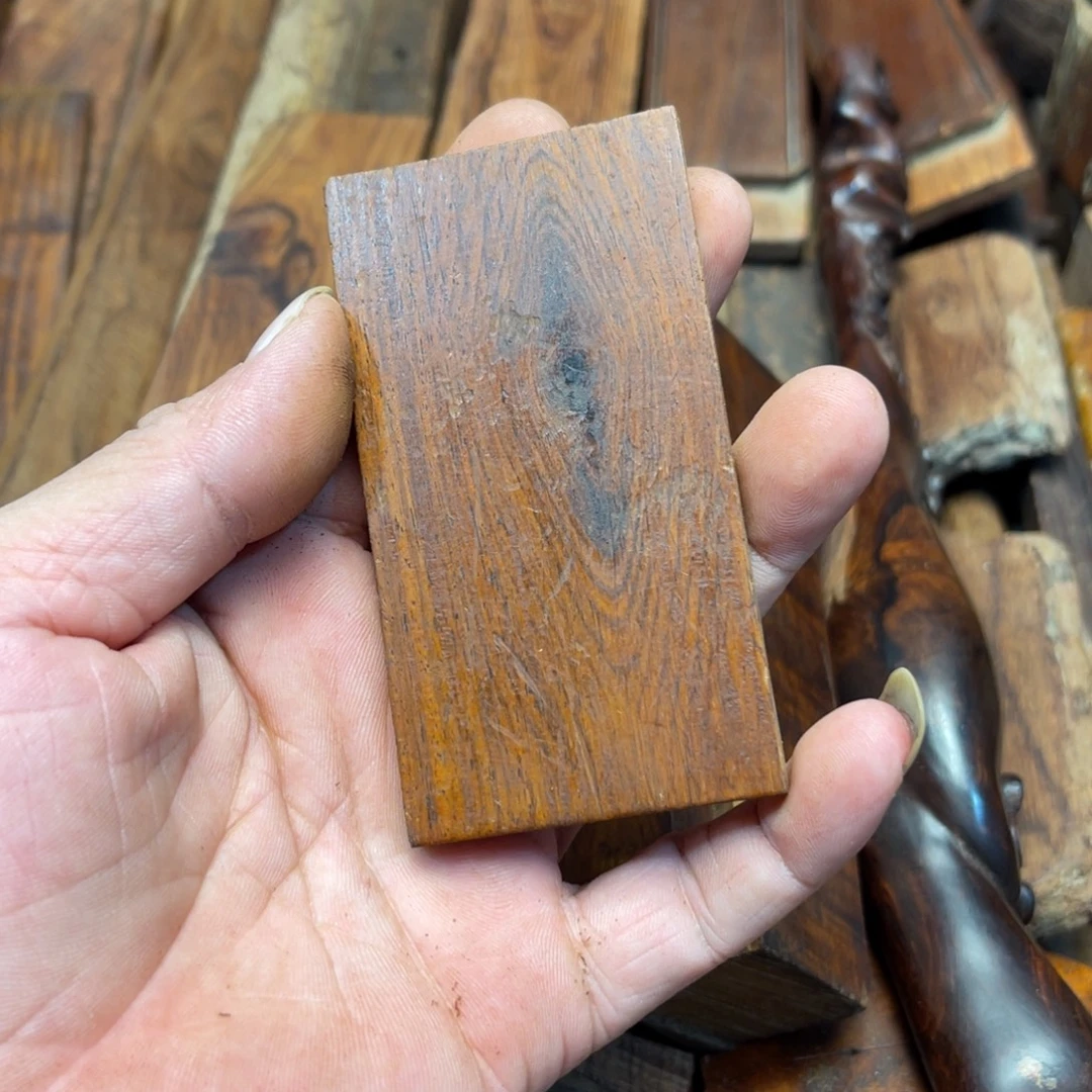 阿***勤香榧木海南黄花梨