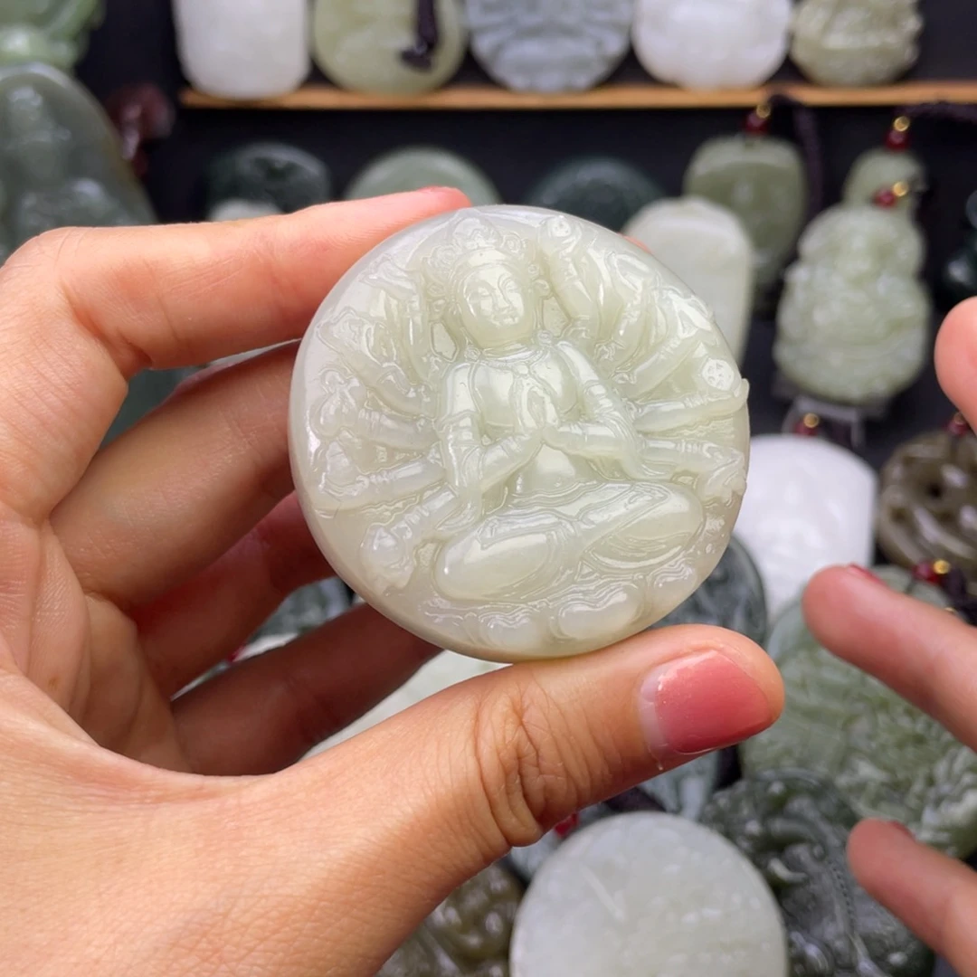 和田玉颈饰未镶嵌