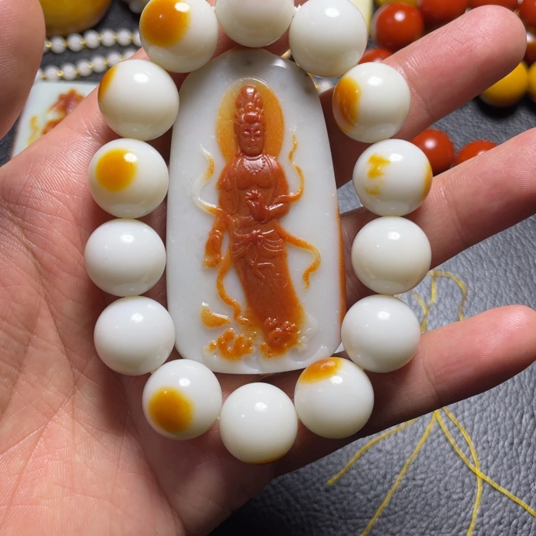 闫***哥和田玉未镶嵌颈饰