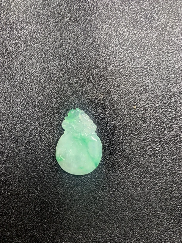 时尚翡翠福袋吊坠