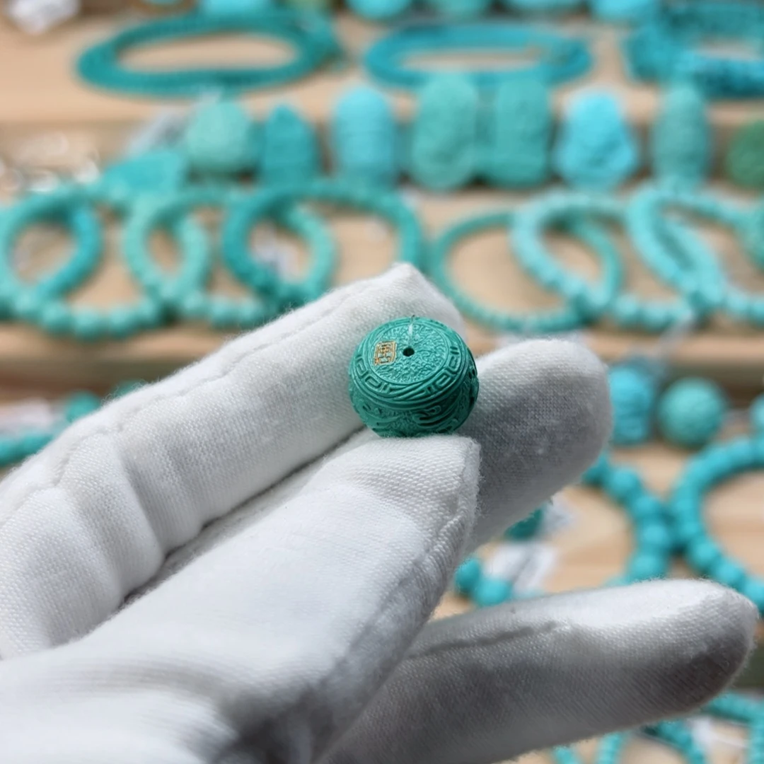 未镶嵌绿松石珠宝奇石