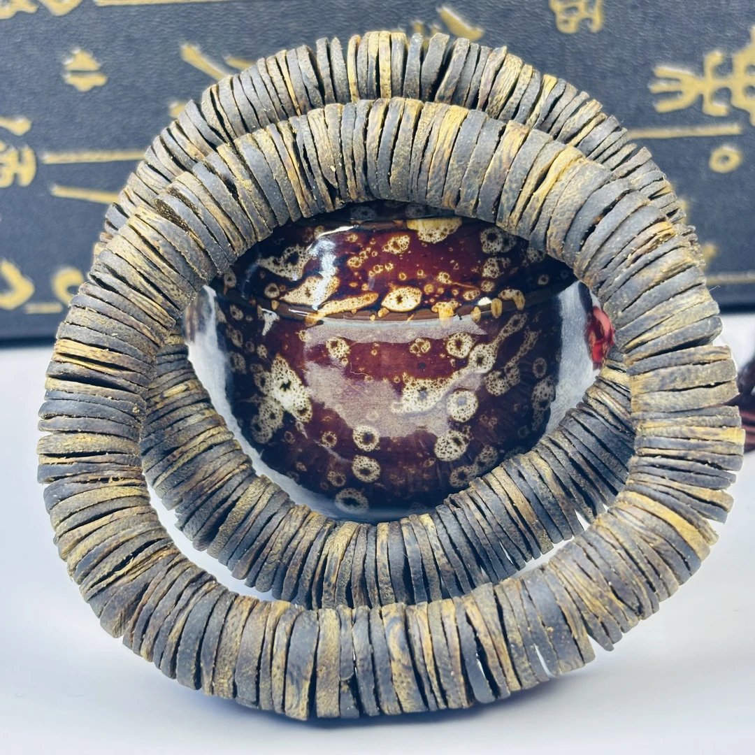 【老三沉香】Q34沉水老料国香奇楠手串多样性发一条