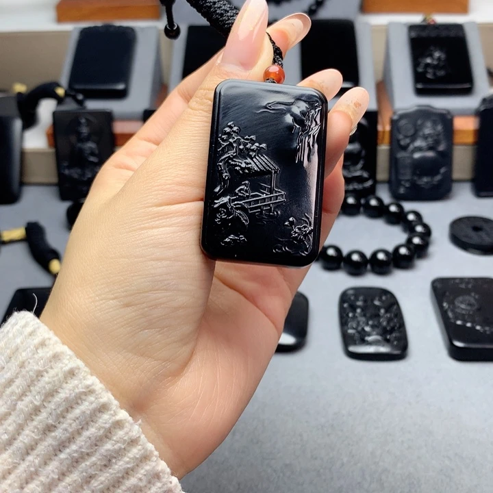 和田玉（墨玉）挂件未镶嵌