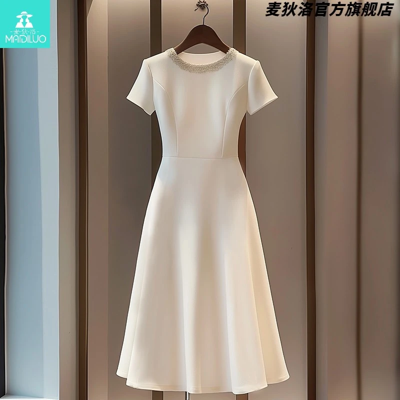 【限量款】夏天2025新款端庄大气设计师款别致绝美白色圆领小众连衣