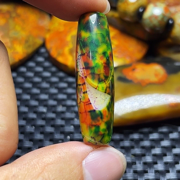 星***火玛瑙/玉髓未镶嵌颈饰