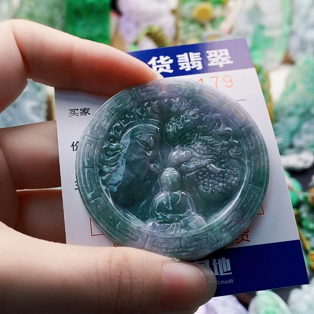 吊坠(不含链)未镶嵌翡翠